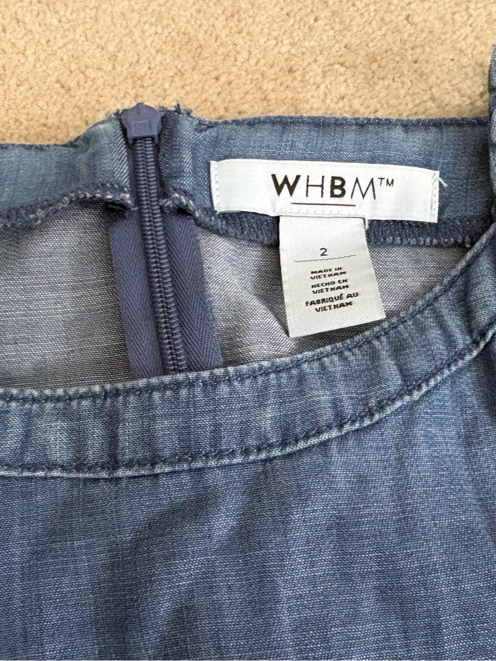 White House Black Market Denim-Look Sleeveless Top in Blue - Picture 4 of 5